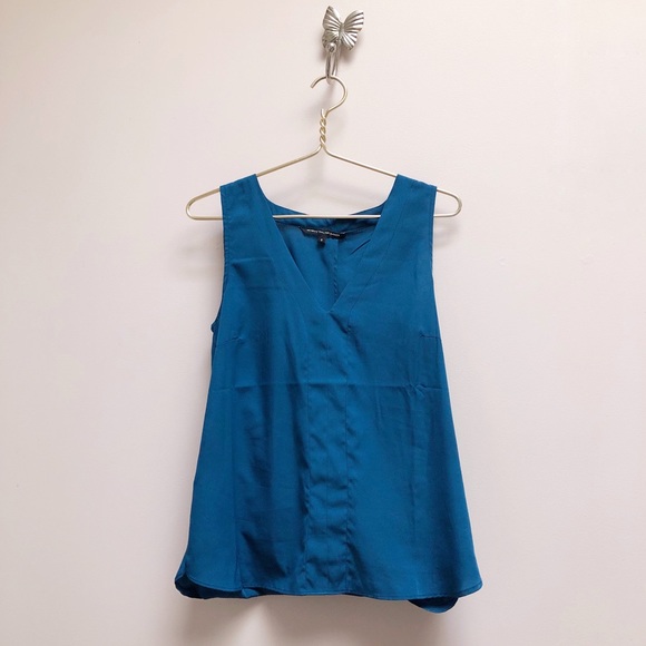 W118 by Walter Baker Open Back Sleeveless Cami - Picture 2 of 10